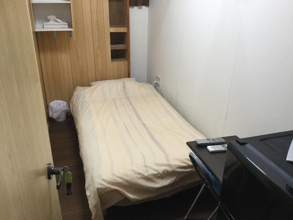 Guest House Lough Style Uruma Esterno foto